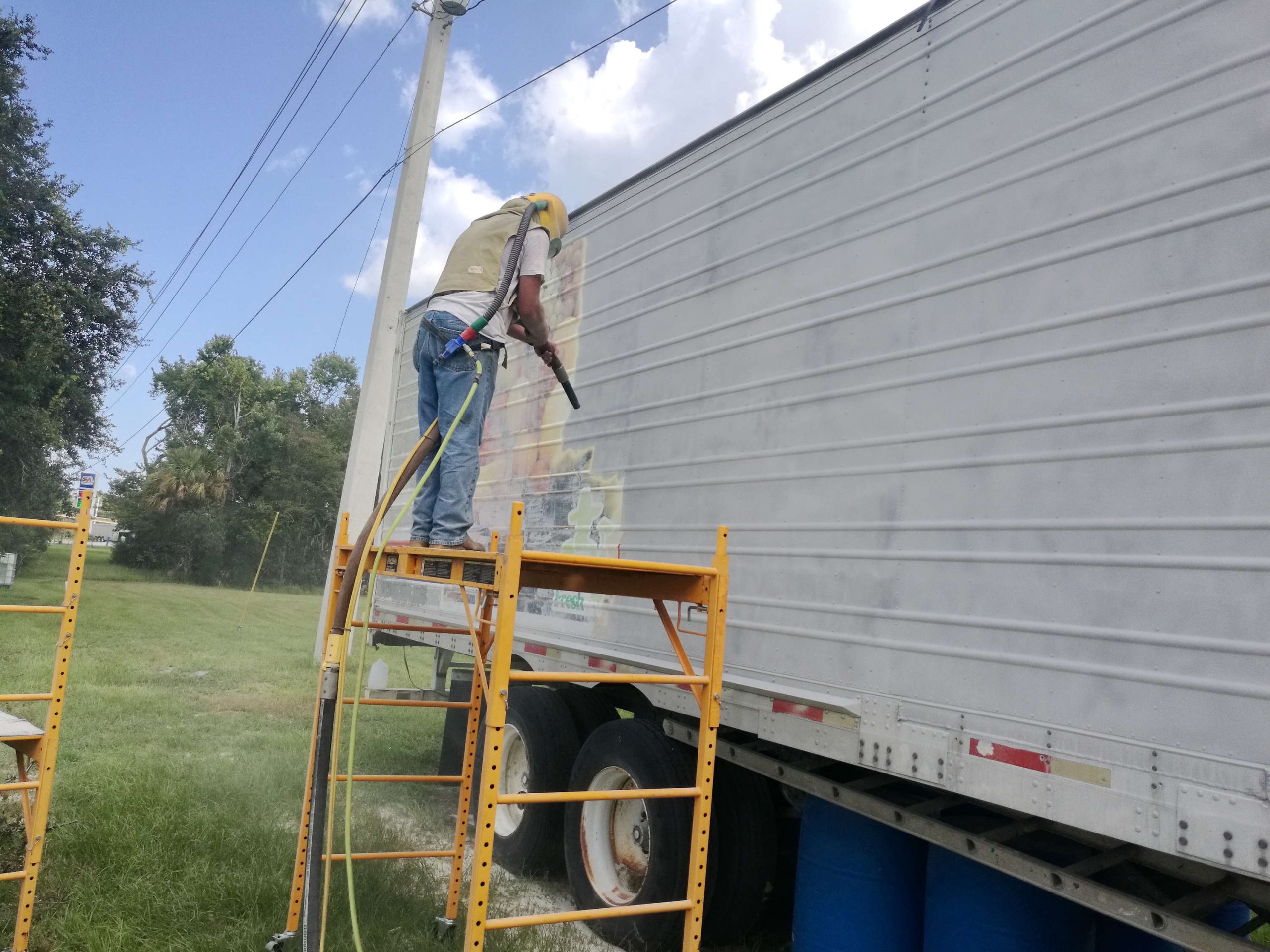 Aluminum_Tractor_trailer_sandblast_paint_removal-13-scaled.jpg