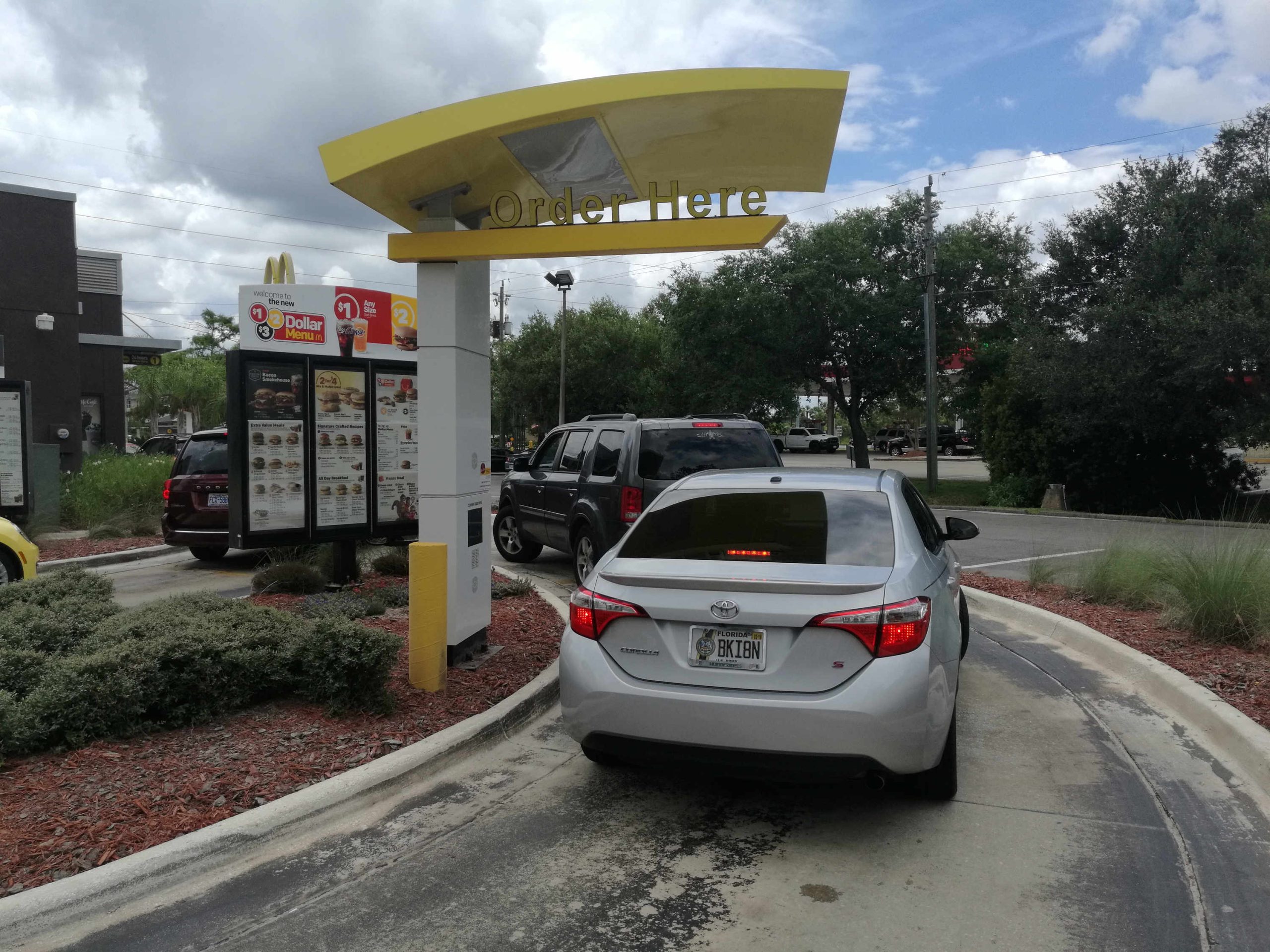 McDonalds_curb_concrete_paint_removal_sandblasting-02-scaled.jpg
